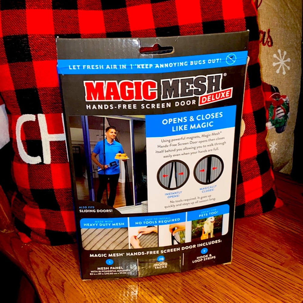Magic Mesh w/ Magnets hands free screen door let fresh air in!